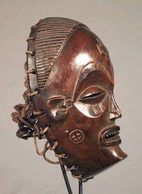 Tchokwe African Mask